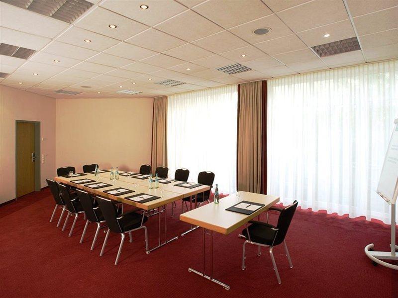 Nh Berlin Potsdam Conference Center Hotel Kleinmachnow Kültér fotó