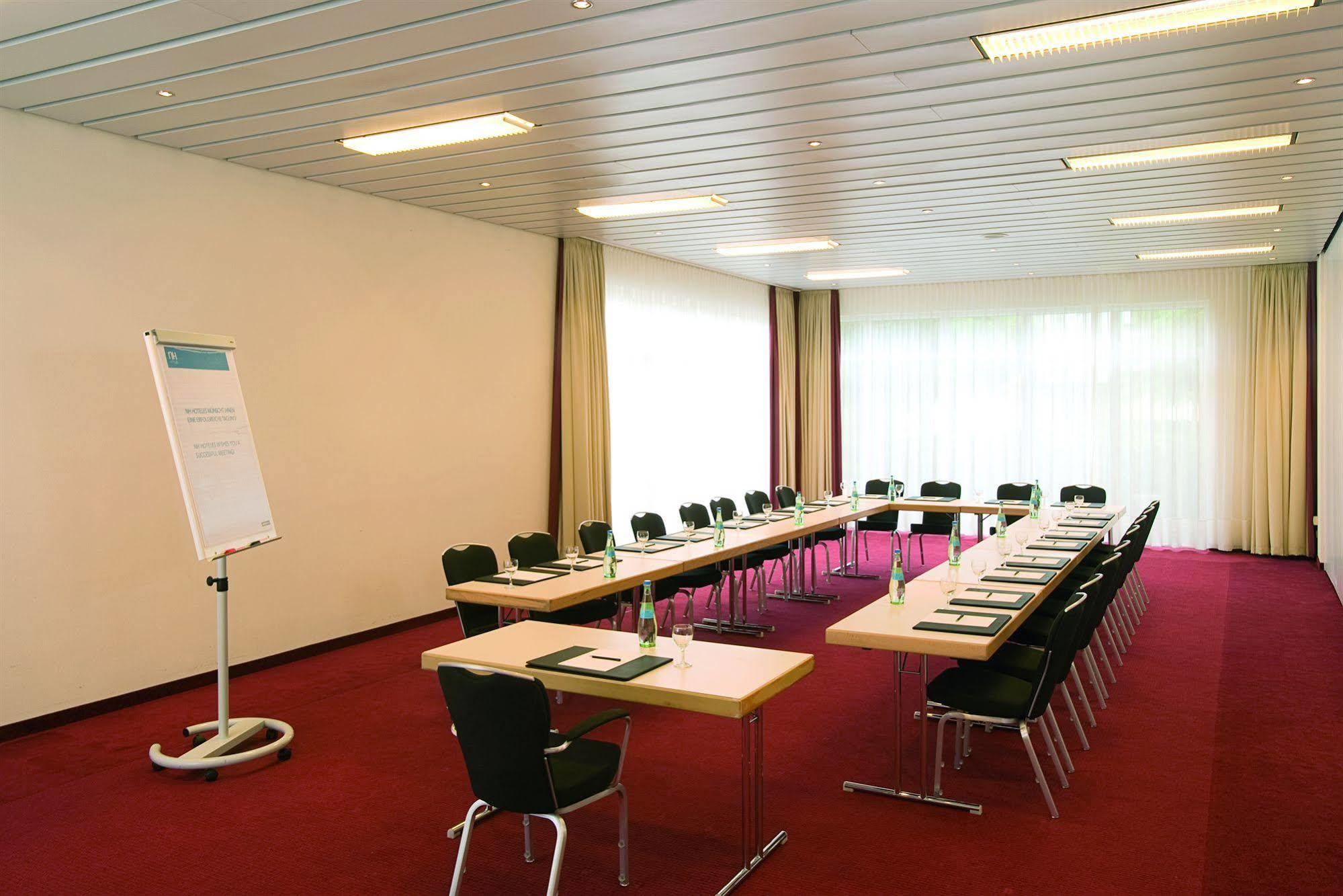 Nh Berlin Potsdam Conference Center Hotel Kleinmachnow Kültér fotó