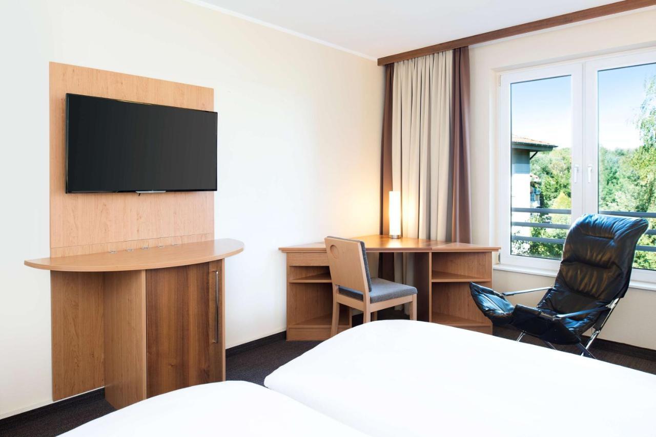 Nh Berlin Potsdam Conference Center Hotel Kleinmachnow Kültér fotó