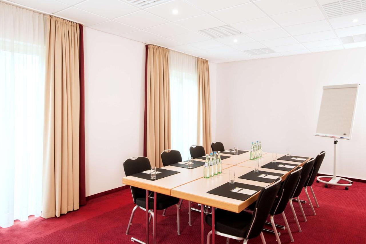 Nh Berlin Potsdam Conference Center Hotel Kleinmachnow Kültér fotó